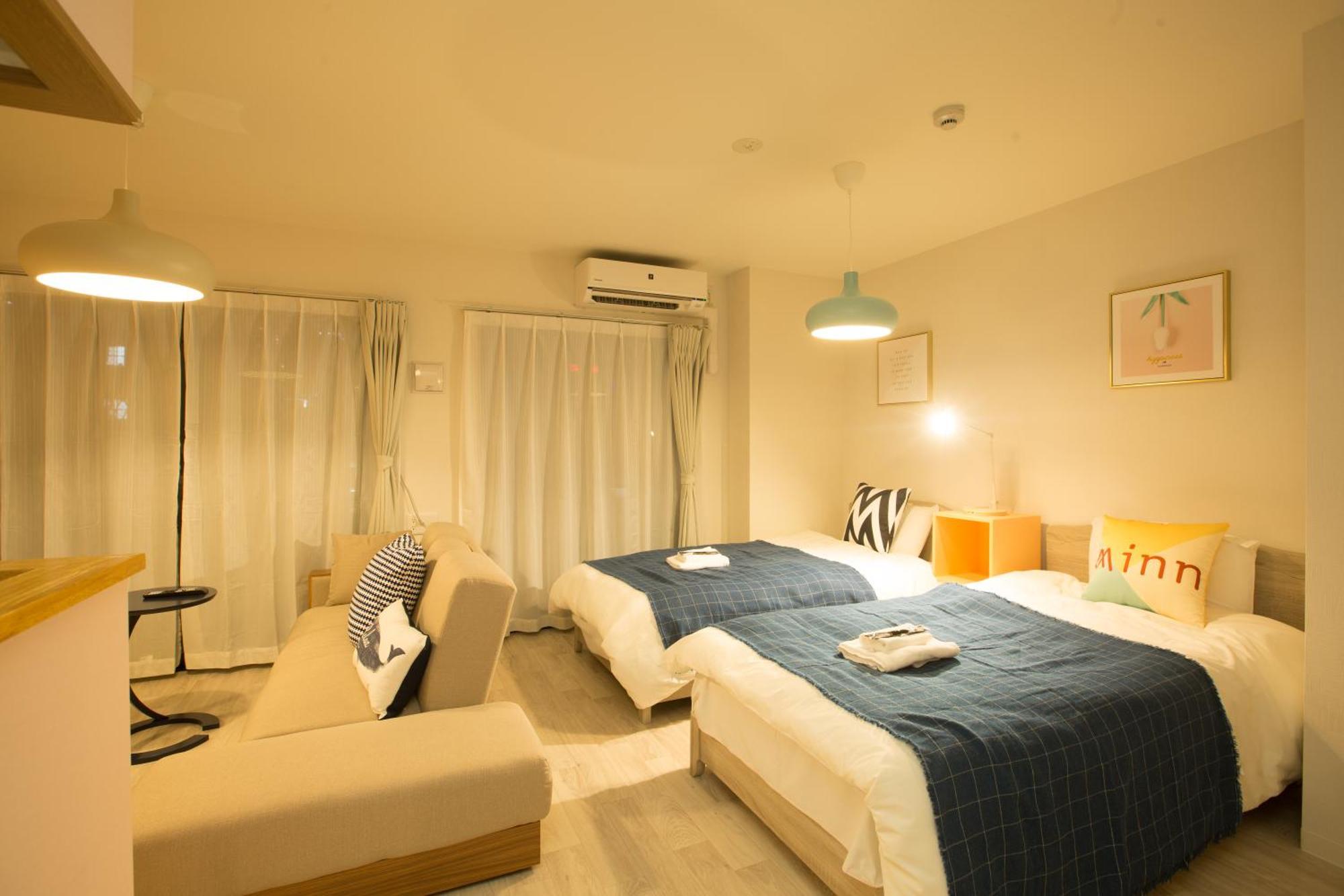 Апартаменти Sky Living Namba Осака Номер фото
